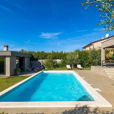 Privepolai By Guide Vila *