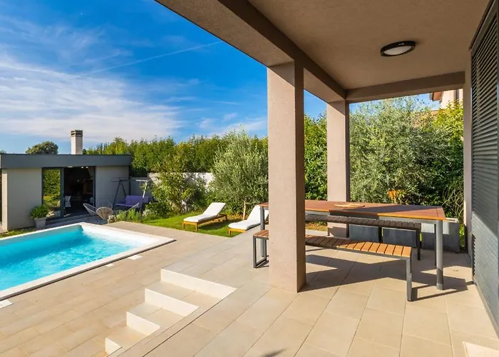 Privepolai By Guide Villa Pula