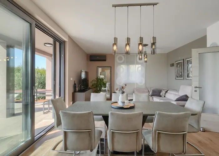 Villa Privepolai By Guide *