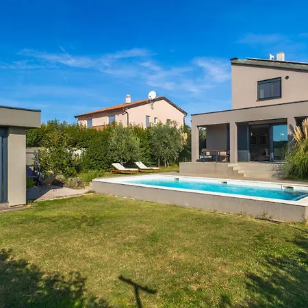 Privepolai By Guide וילה