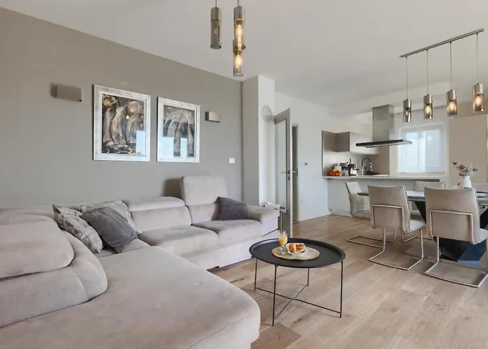 빌라 Privepolai By Guide 풀라