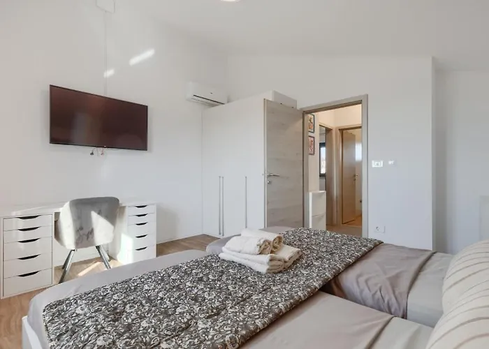 빌라 Privepolai By Guide *