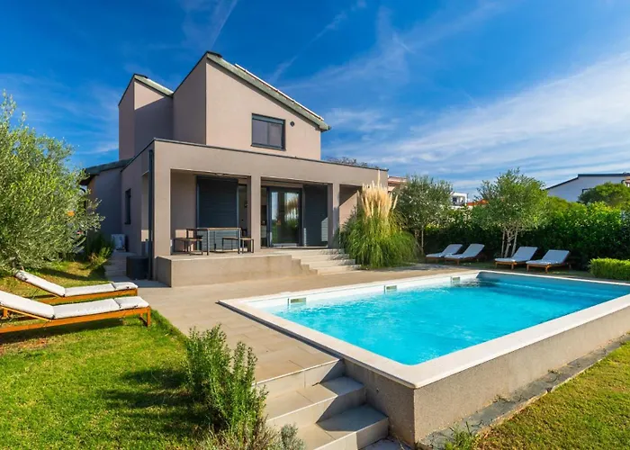 빌라 Privepolai By Guide 풀라