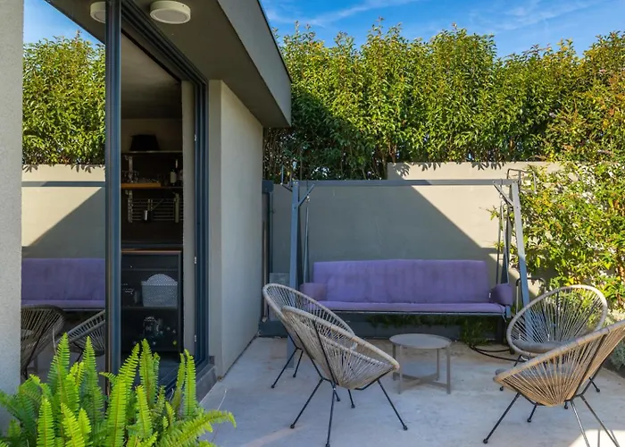 Privepolai By Guide *